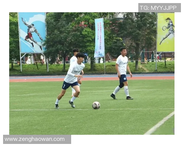 新秀足球星横空出世引爆绿茵赛场未来传奇指日可待